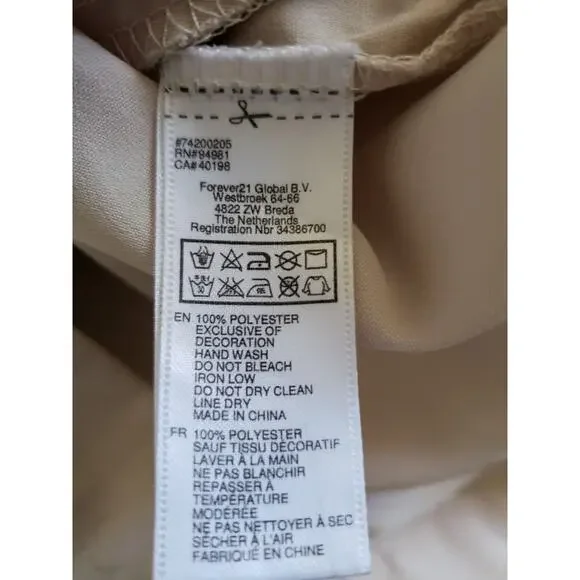 Forever 21 Lace & Tie Bow Belt Cream Jumpsuit Romper Women Size Medium M - Picture 11 of 11